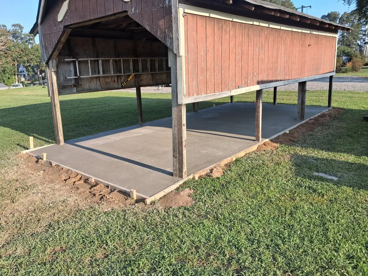 Concrete pad and slab project, photo 7 of 13