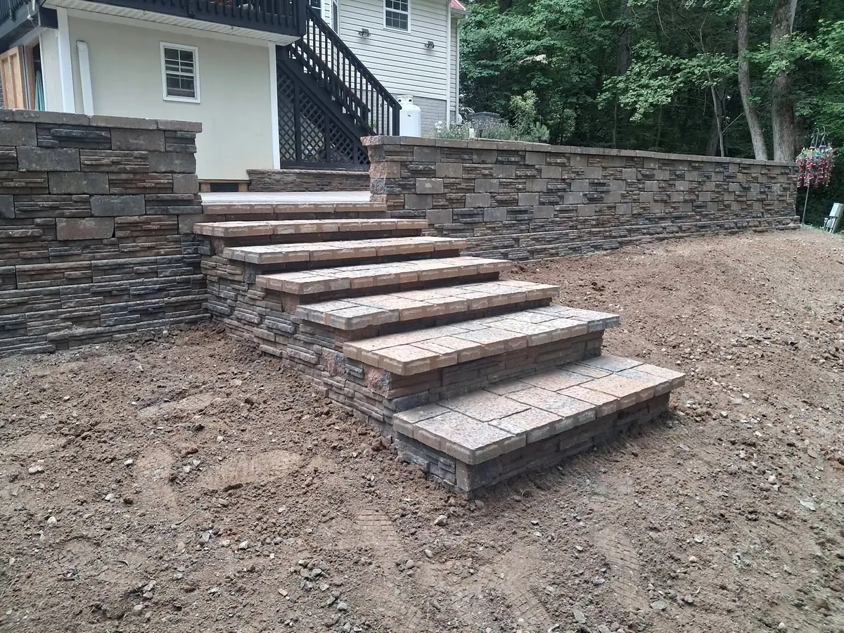 Paver patio, retaining wall, and steps project, photo 15 of 16