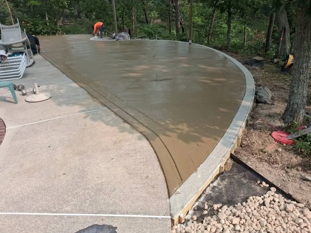 Pool deck construction, photo 4 of 8