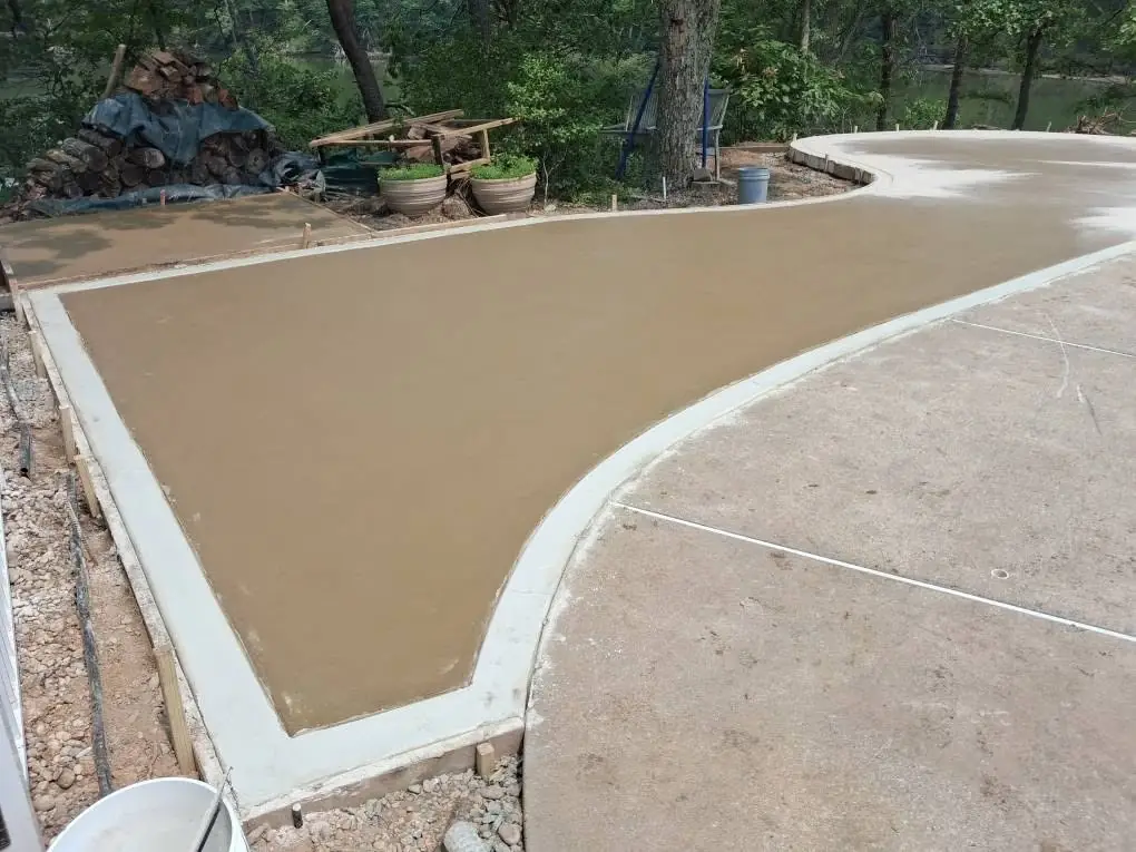 Pool deck construction, photo 5 of 8